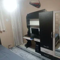 کمد و جاکفشی، کتابخانه و میز تحریر، تخت تک نفره