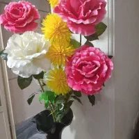گل و گلدان