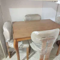 میز غذاخوری ناهار خوری