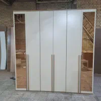 کمد دیواری باکسی دسته چوبی