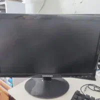 دو عدد مانیتور ۱۹ اینچ