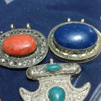 سه عدد گردن آویز ورشو با سنگهای معدنی اصلی فروشی