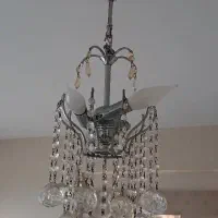 لوستر سه شاخه|لوستر و چراغ آویز|بندر انزلی, ساحل قو|دیوار