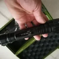 چراغ قوه در حد نو|کوهنوردی و کمپینگ|شلمان, |دیوار