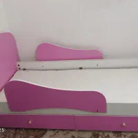 تخت خواب نوجوان