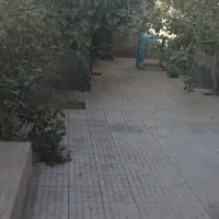 خانه کلنگی ۲۴۰ متر