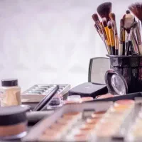 خدمات میکاپ و شینیون|خدمات آرایشگری و زیبایی|تهران, مینابی|دیوار