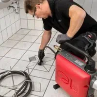 لوله بازکنی فنر زنی فنربرقی100درصد،تضمینی سراسرشهر|خدمات پیشه و مهارت|شیراز, نصر|دیوار