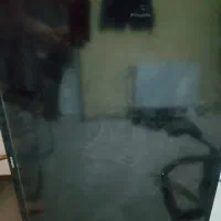 تلوزیون ال سی دی شکسته