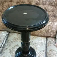 میز گرد پایه دار زیر گلدانی|مبلمان خانگی و میز عسلی|گرگان, |دیوار