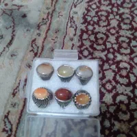 چند انگشتر.عقیق.