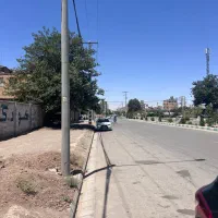 زمین میدان جهاد چسبیده به حاشیه بلوار بعثت