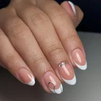 وسیله ی کاشت ناخن