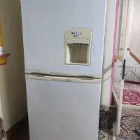 یخچال آیسان کارکرده نیاز به تعمیر