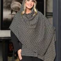 شال پلیسه برشکا لمه‌دار باتیک در 6 رنگ خاص