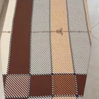 میز اطو پایه دار