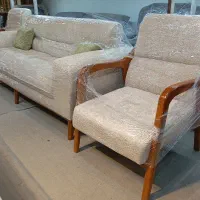 مبل  فوق راحتی آسو چوبی موجود شد