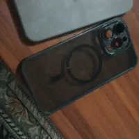 گارد آیفون ۱۶