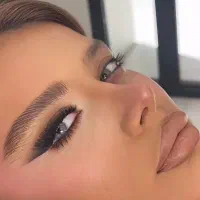 مدلینگ میکاپ