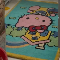 دوتا فرش کیتی عروسکی