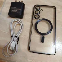 سلام..شارژر سامسونگ و قاب s24 سالم و تمیز|لوازم جانبی موبایل و تبلت|اصفهان, شاه پسند|دیوار