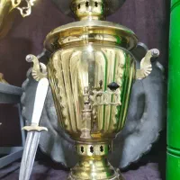 سماور روسی کهنه ذغالی به شرط بکر