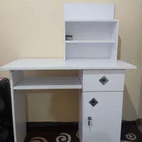 میز ناخنکاری و فن