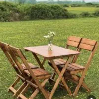 میز و صندلی چوبی