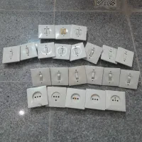 کلید پریز برق دونه ۲۰ تومان|حراج|قم, امامزاده ابراهیم|دیوار