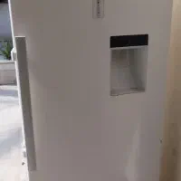 یه یخچال جنرال استیل خیلی تمیز