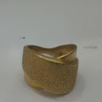 انگشتر تراش خورده