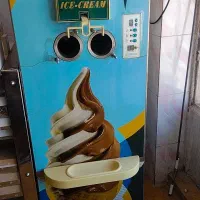 دستگاه بستنی