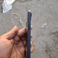 آیفون ۱۳ نورمال