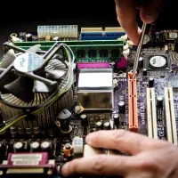 خدمات کامپیوتری حضوری و نصب ویندوز / غرب تهران