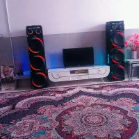 سیستم خانگی نو هستن بسیار  صدا عالی با کیفیت