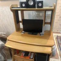 میز کامپیوتر+مانیتور