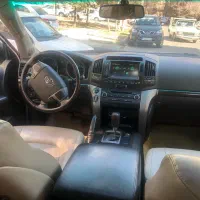 لوازم داخل اصلی لندکروز ۸ سیلندر و صندلی برقی