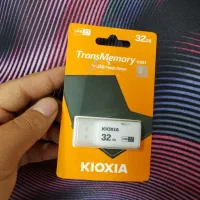 فلش 32 گیگ کیوکسا سرعت بالا گارانتی مادام