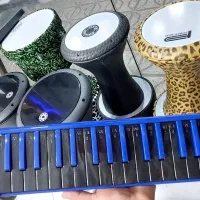 ارگ بادی کوچیک یا تمپو پایه ملودیکا با ضرب داربوکا|سازهای بادی|مشهد, طلاب|دیوار