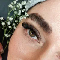 اکستنشن مژه (خدمات و آموزش)