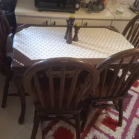 میز ناهارخوری با چهارتا صندلی