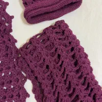 شنل، کلاه و شال دستبافت دخترانه|لباس|رشت, منظریه|دیوار