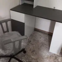 میز درحدنو به همراه صندلی|میز تحریر و کامپیوتر|مشهد, شهید علی محمدی|دیوار