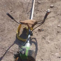 دستگاه علف زنی