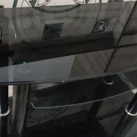 میز تلویزیون شیشه ای