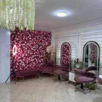 لوازم سالن زیبایی زنانه