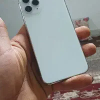 گوشی ایفون ۱۱ پرو سفید پلمپ با شارژ