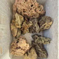 فروش سنگ و صخره و شن آکواریوم