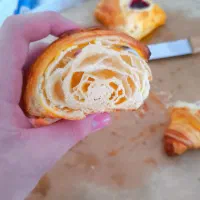 فروش انواع نان حجیم و لایه ای و سنتی خانگی