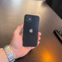 آیفون ۱۲ نرمال در حد